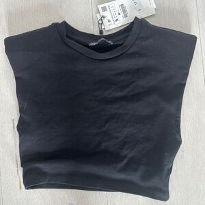 Zara women’s black sleeveless tee